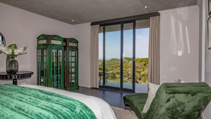 4 Bedroom Property for Sale in Romansbaai Estate Western Cape